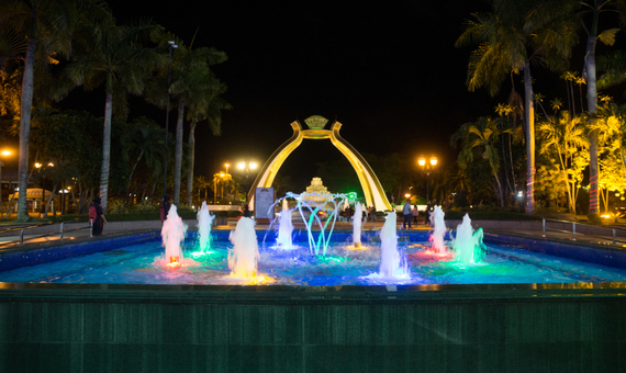 水晶遊樂公園 Jerudong Park (外觀)